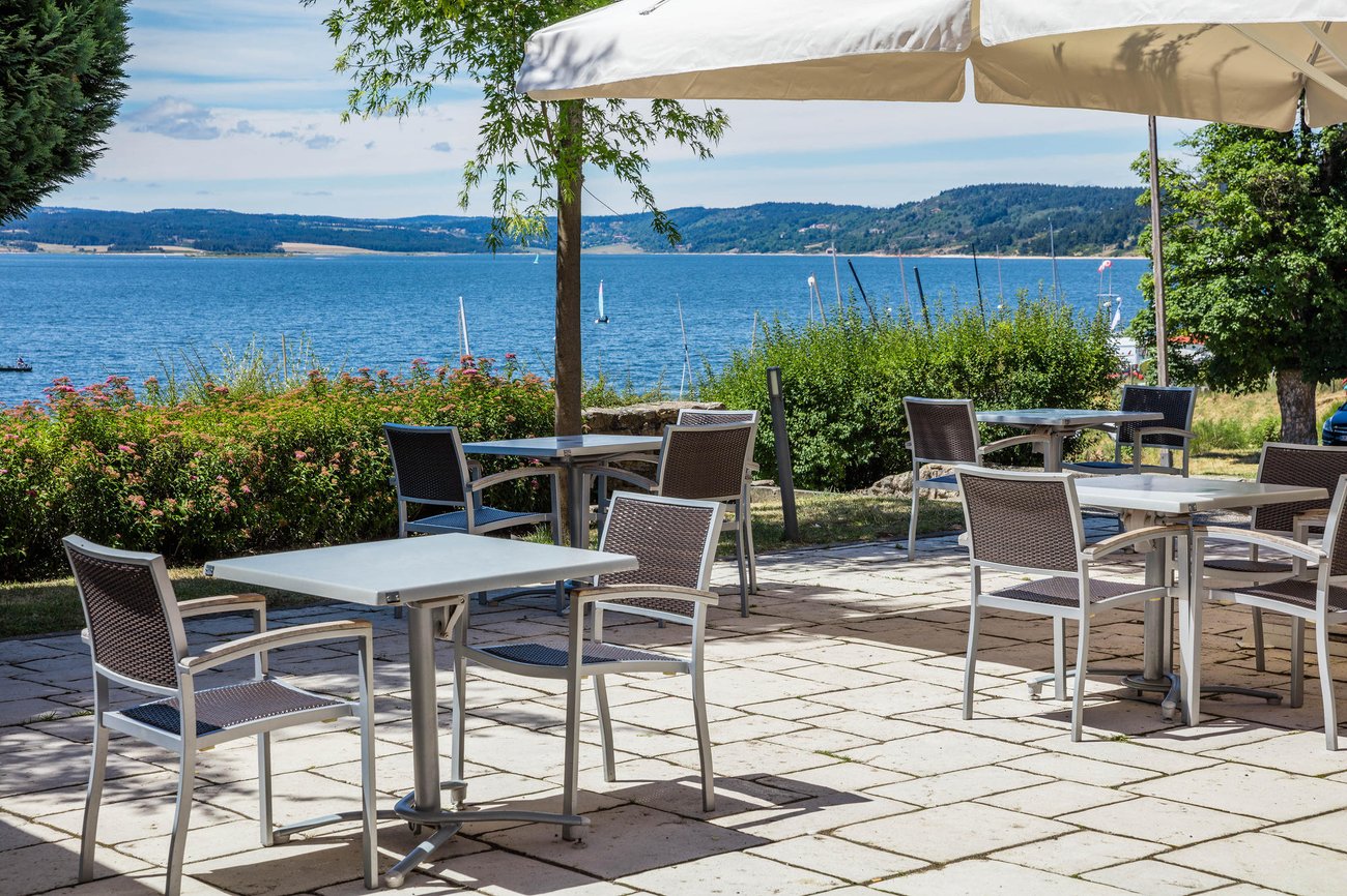, Les Terrasses du Lac - Hotel Restaurant with panoramic terrace